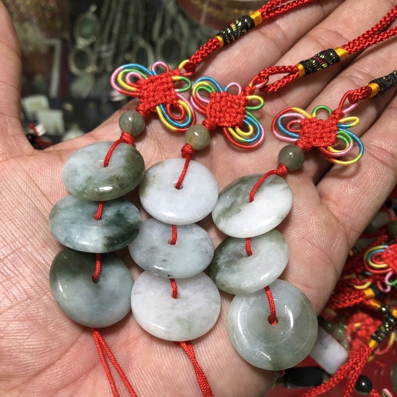 หยกแท้ มงคล นำโชค ของชำร่วย พวงกุญแจ แฮนด์เมด หยก ขนาด 2 เซน