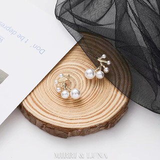 ต่างหูทองมุกแบบเลเยอร์ Gold Layering Pearl Stud Earrings