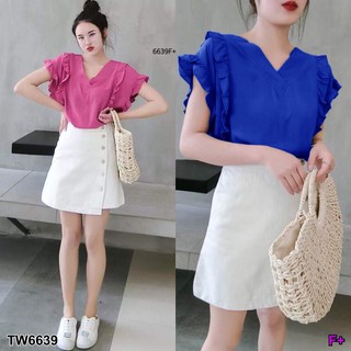 (6639) Set 2 ชิ้น เสื้อสีพื้น ผ้าโฟร์เวย์แต่งระบาย คอวี + กระโปรงสั้น