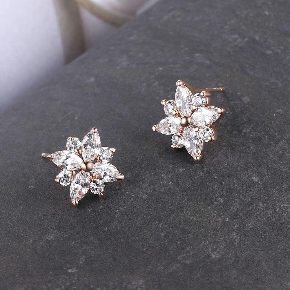 ด้านคุณภาพ ZHOUYANG คริสตัลเกล็ดหิมะสตั๊ดต่างหูสำหรับผู้หญิง Rose Gold สีเงินแฟชั่นเครื่องประดับคริสตัลออสเตรีย E624 E616