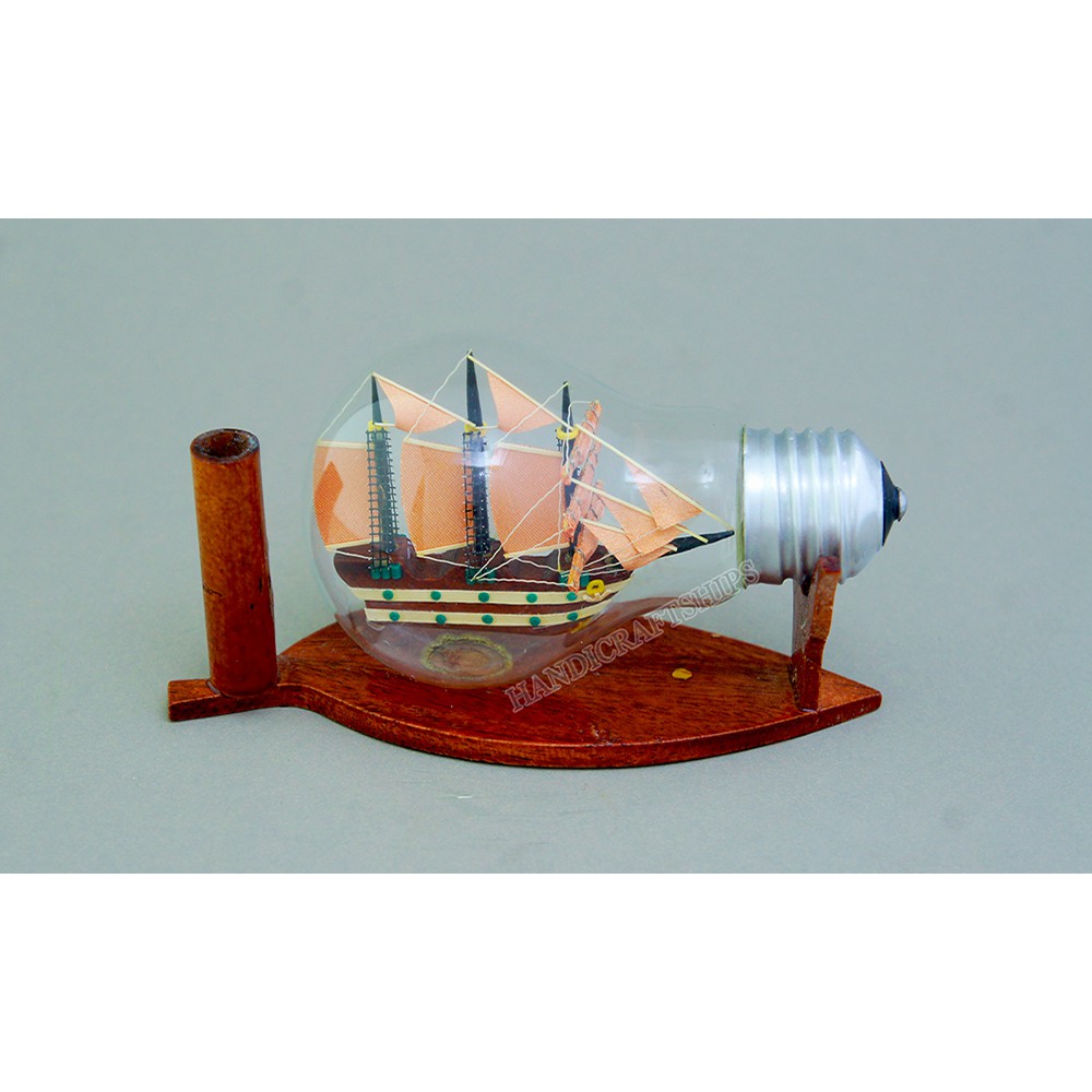 WYOMING รุ่นเรือใบในหลอดไฟ (สีส้ม)