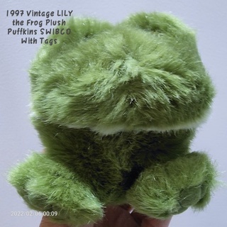 #ตุ๊กตา 1997 Vintage LILY the Frog Plush Puffkins SWIBCO With Tags น้องกบ ก้นถ่วง ขนนุ่ม ขนาด5นิ้ว ลิขสิทธิ์แท้ ป้ายห้อย