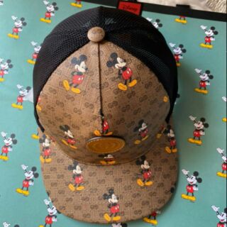 Gucci
 Disney x Gucci baseball hatแท้💯💯💯