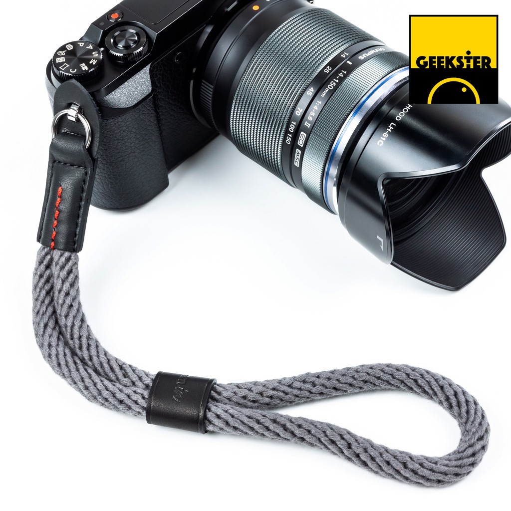สายกล้องคล้องมือ Cam in ( Camera Wrist Strap / Hand Strap / Cam-in / สายคล้องกล้อง / สายคล้อง มือ )