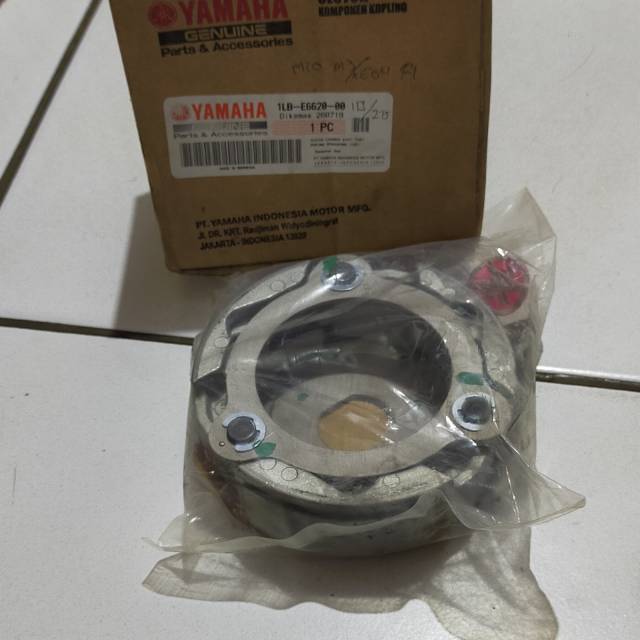 DOUBLE CRANK ASSY XEON RC F1 ต้นฉบับ YAMAHA 1LB