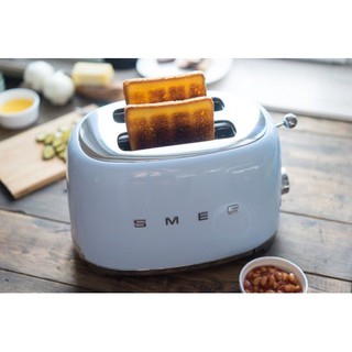 เครื่องปิ้งขนมปัง Smeg รุ่น TSF01PBEU