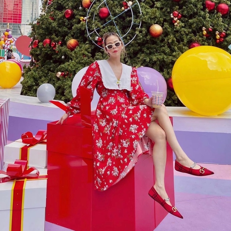 New Candycane floral dress จากร้าน psmaterial