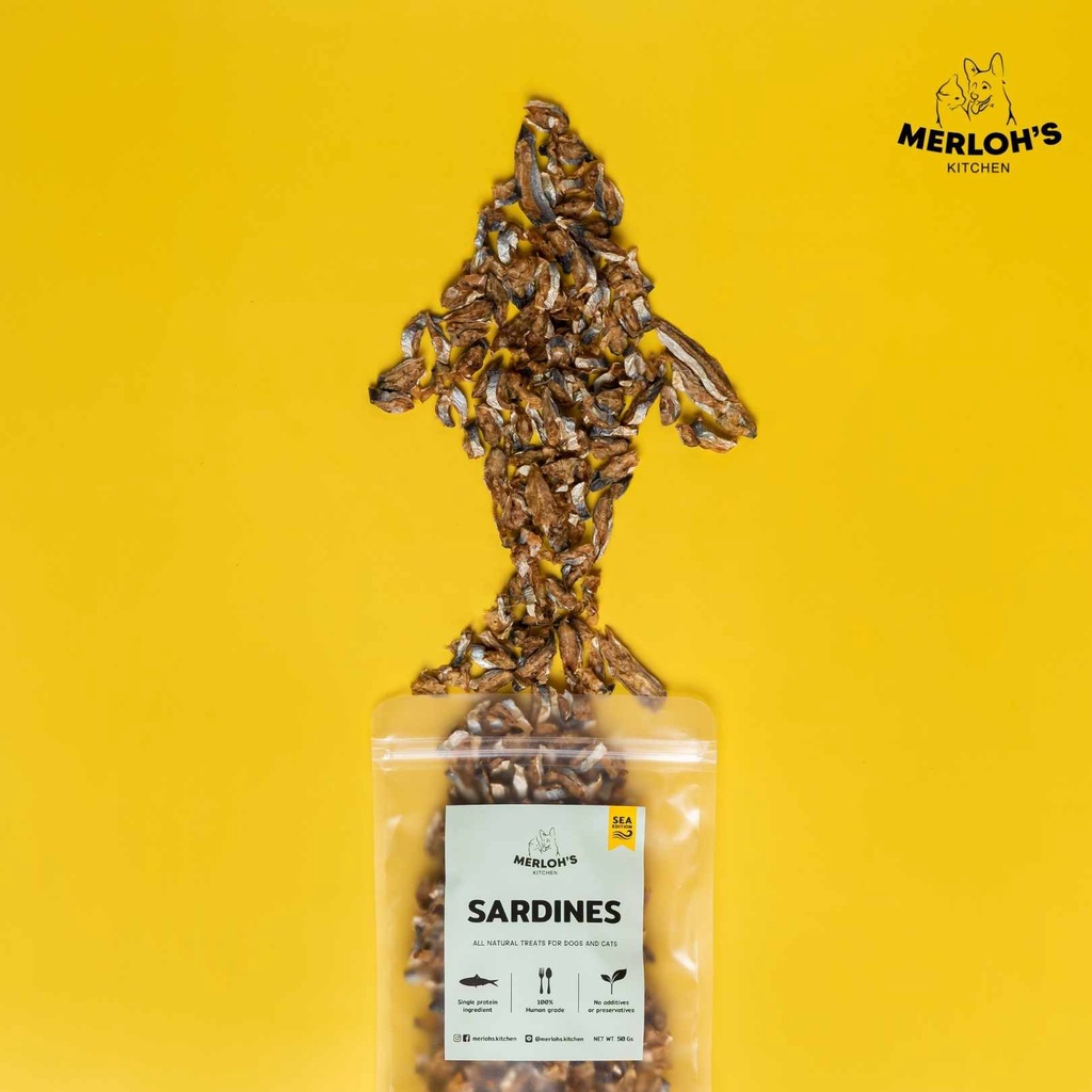 ขนมแมว ปลาซาร์ดีนอบแห้ง ชิ้นเล็กสำหรับหมาและแมว sardines 100% Merloh's Kitchen ขนาด 50กรัม