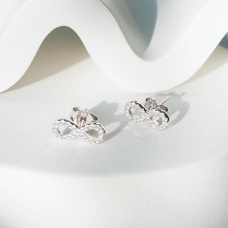 Silvermatters ต่างหูก้านคริสตัลอินฟินิตี้ (Crystal Infinity Earrings)