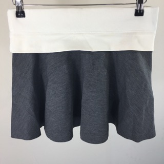 Zara Flared Skirt กระโปรงขาสั้น ซาร่า