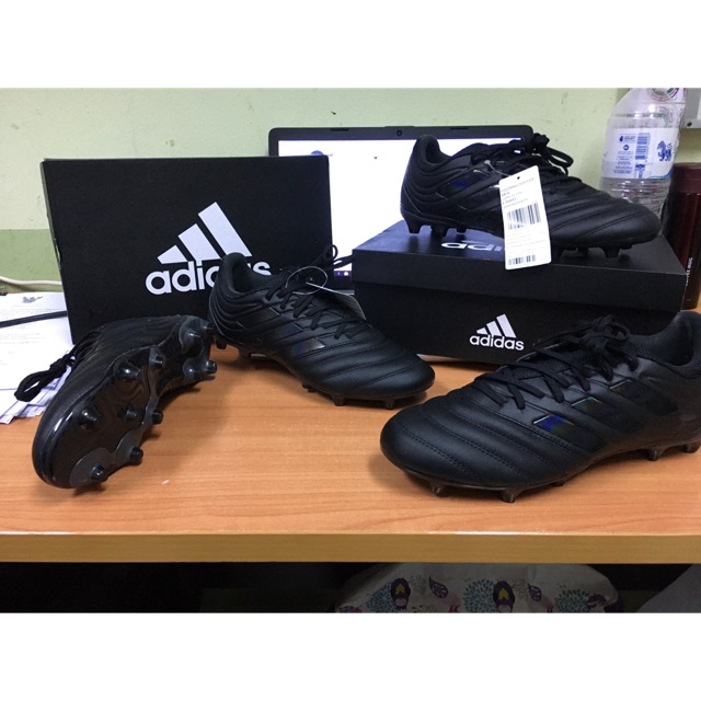 Adidas copa 19.3 FG Size 260 /1คู่ Size 280/1 คู่  ของแท้ 100%. อุปกรณ์ กล่อง ป้าย ครบ