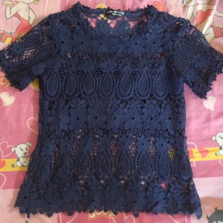 เสื้อผ้ามือสอง by narin