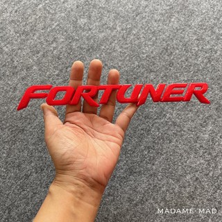 โลโก้ FORTUNER ติดท้าย ขนาด 24.5x2.5cm สีแดง