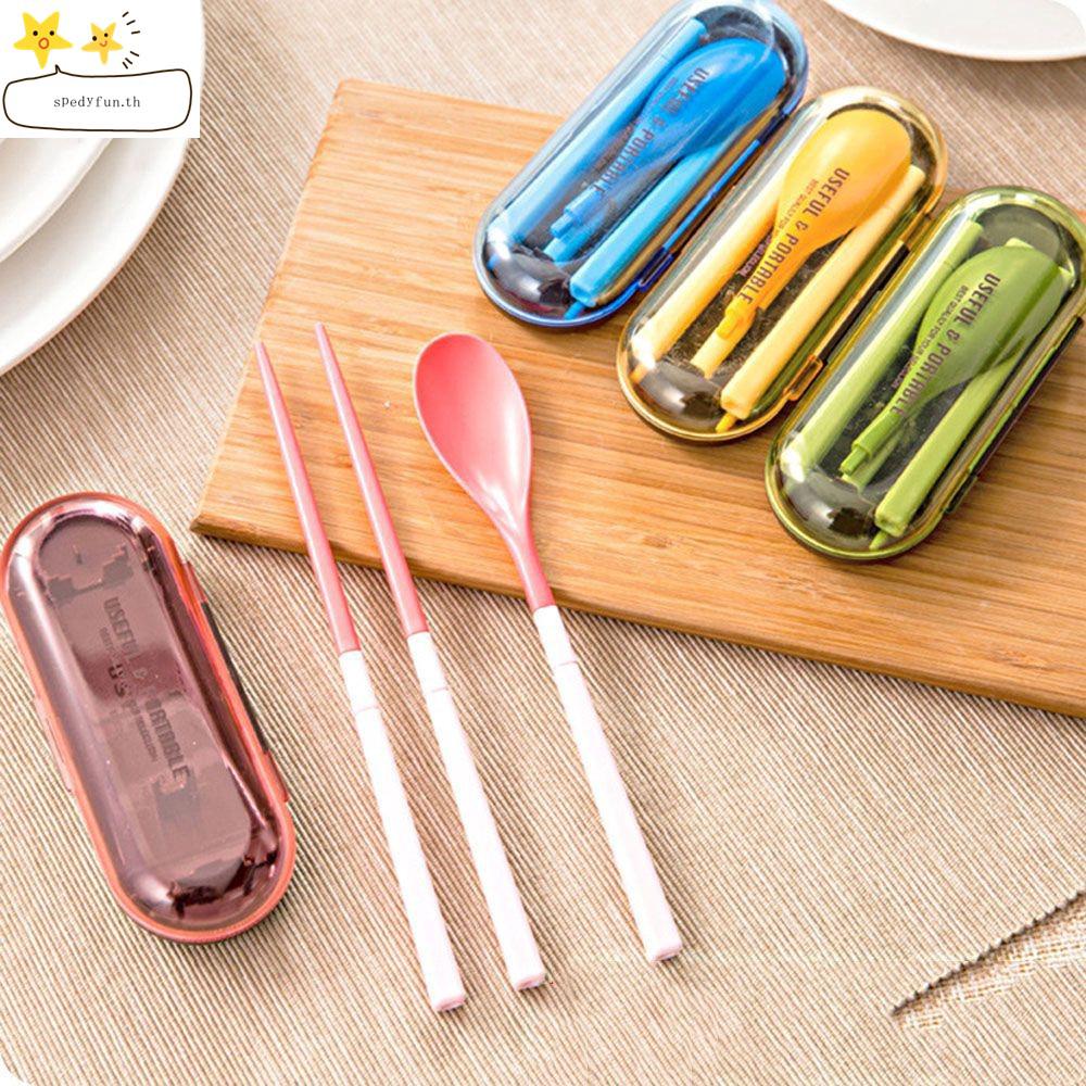 Kitchen Accessories / ชุดช้อนส้อมตะเกียบแบบพกพา  3 in 1 ชุดช้อนส้อมตะเกียบแบบพกพา Folding Removable Cutlery Set