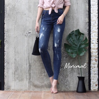 Mid-rise jeans