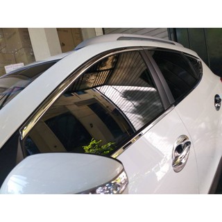 โครเมี่ยมคิ้วหน้าต่างบนTUCSON#Hyundai