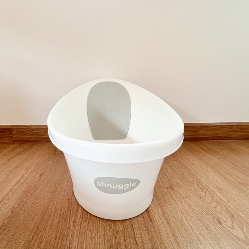 (ใหม่มาก) Shnuggle Baby Bath อ่างอาบน้ำเด็ก ชนักเกิล 0-12m+ อาบง่าย ไม่เจ็บข้อมือ สำหรับคุณพ่อ คุณแม