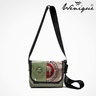 Crossbody bag รุ่น  Premium กระเป๋า สะพายข้าง ลายช้างแดง  ขนาด 28*20*10 ซม.  (D011)