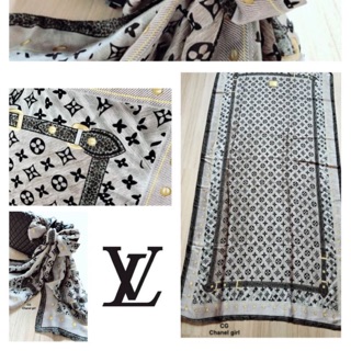 ผ้าคลุมไหล่ /ผ้าพันคอ style  Brand  Lv