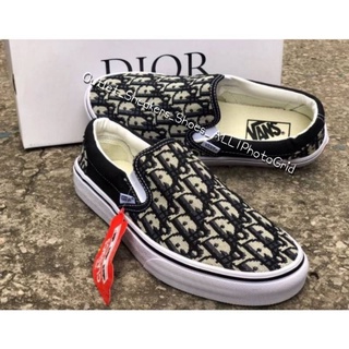 รองเท้า Vans Slip on x Dior ส่งฟรี