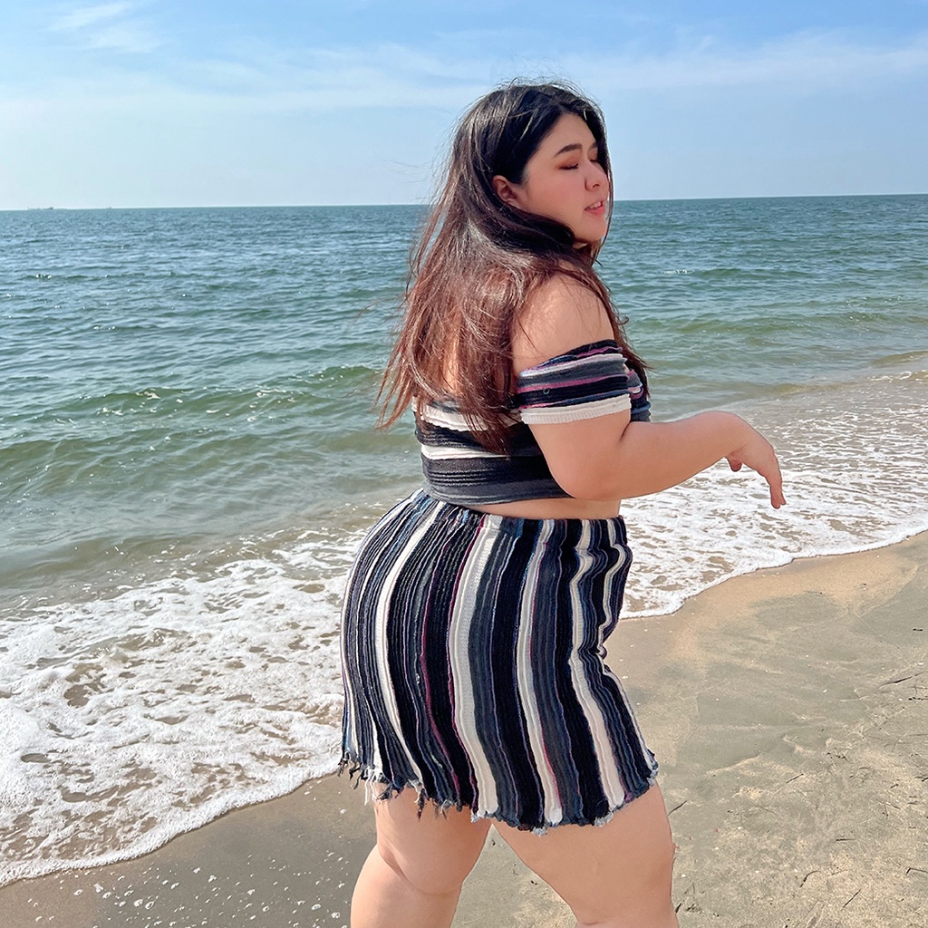 CHER TADA [เฌอธาดา] - เสื้อเกาะอก+กระโปรง Vava Set