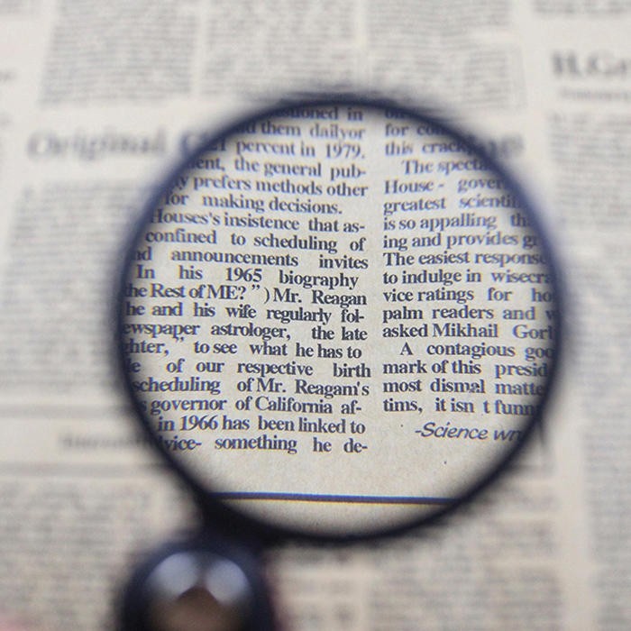 แว่นขยาย แว่นขยายพับได้ สีดำ Ø 60 มม. ( เลนส์ขยาย เลนส์ขยายพับได้ แว่นขยายมือถือ แว่นขยายพกพา แว่นขยายส่องพระ)