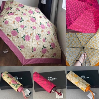 🎀 ร่ม Coach ลายหวานๆ พับเก็บได้ สะดวกพกพาค่ะ MINI UMBRELLA IN SIGNATURE LILY BOUQUET PRINT ลายดอกไม้น่ารัก