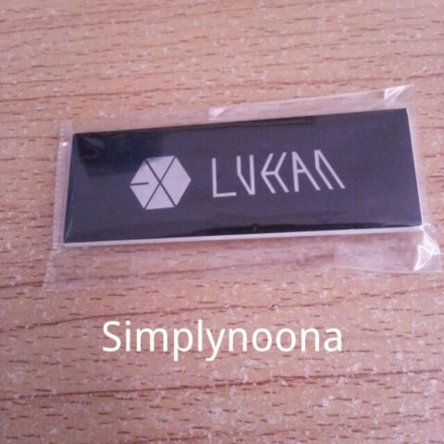 เข็มกลัดแฟนเมด  exo luhan