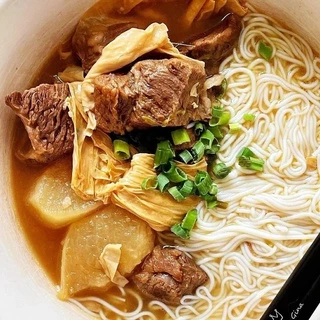 เส้นหมี่ไข่ขาว ไร้แป้ง โปรตีนสูง โซเดี่ยมต่ำ คีโตทานได้ แทนข้าว Keto White Egg Noodle NimNim