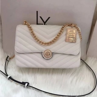 กระเป๋า LY N มาม่อน ขนาด 10 นิ้ว สายสะพาย สายโซ่ปรับสายได้ อุปกรณ์ ป้ายราคา ถุงผ้า อะไหล่ป้ายเหล็กด้านหน้ากระเป๋า