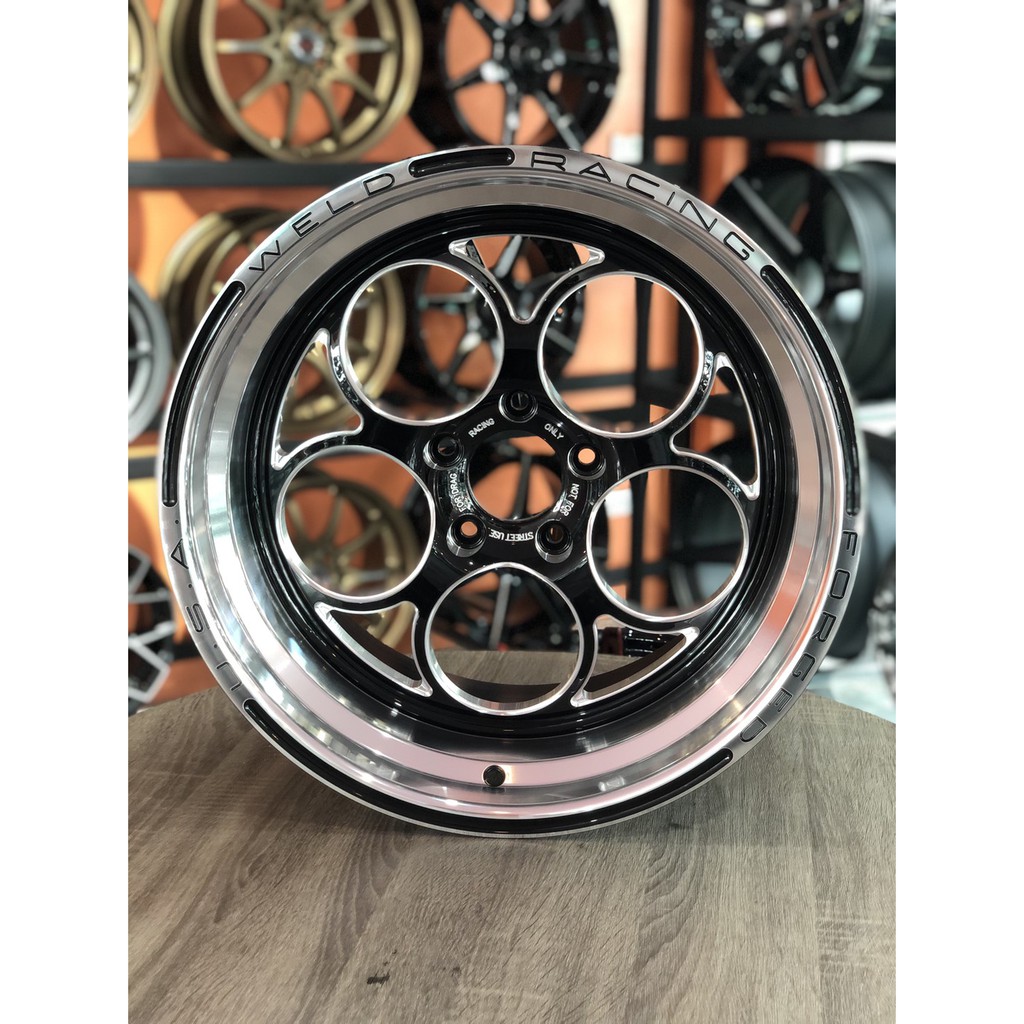ล้อแม็กรถยนต์ WELD WHEELS ขนาด18"x10.5" ET15 PCD 5x114.3