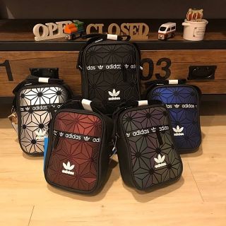 Adidas 3d airliner crossbody  bag