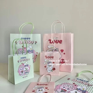ถุงกระดาษน่ารัก ถุงกระดาษหูหิ้ว พร้อมส่ง
