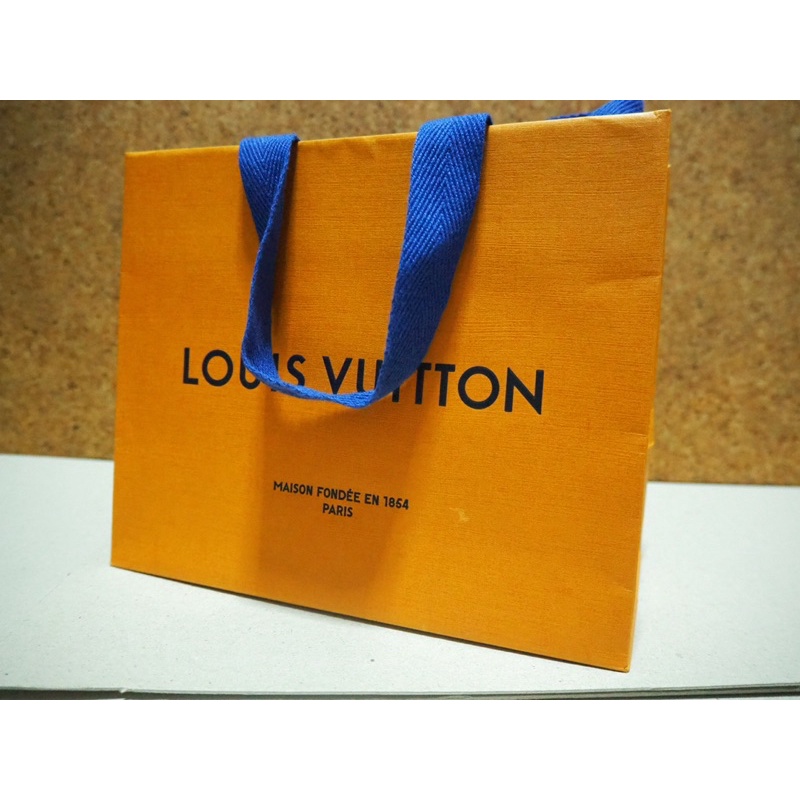 ถุงกระดาษ Louis vuitton