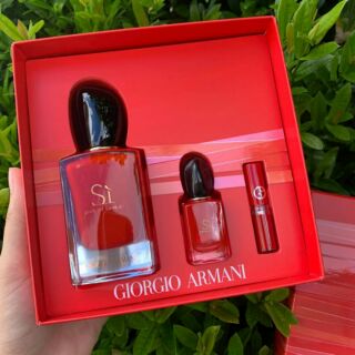 น้ำหอมสำหรับผู้หญิง GIORGIO ARMANI SI PASSIONE Spring Set 2019