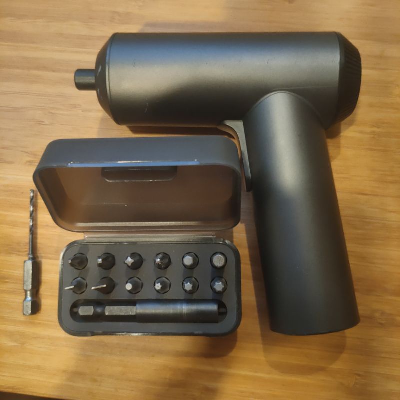 (มือสอง) ไขควงไฟฟ้า Xiaomi Mi Home Electric Screwdriver 3.6v ชุดไขควงไฟฟ้า 12 หัว