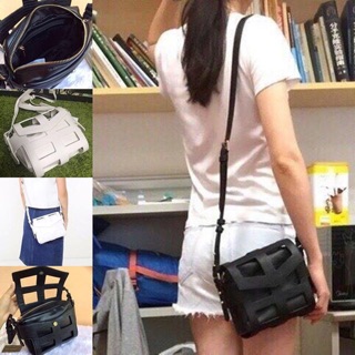 Dont Miss! CHARLES&amp;KEITH CAGE SLING BAG 2015 แท้100% หลุดqc