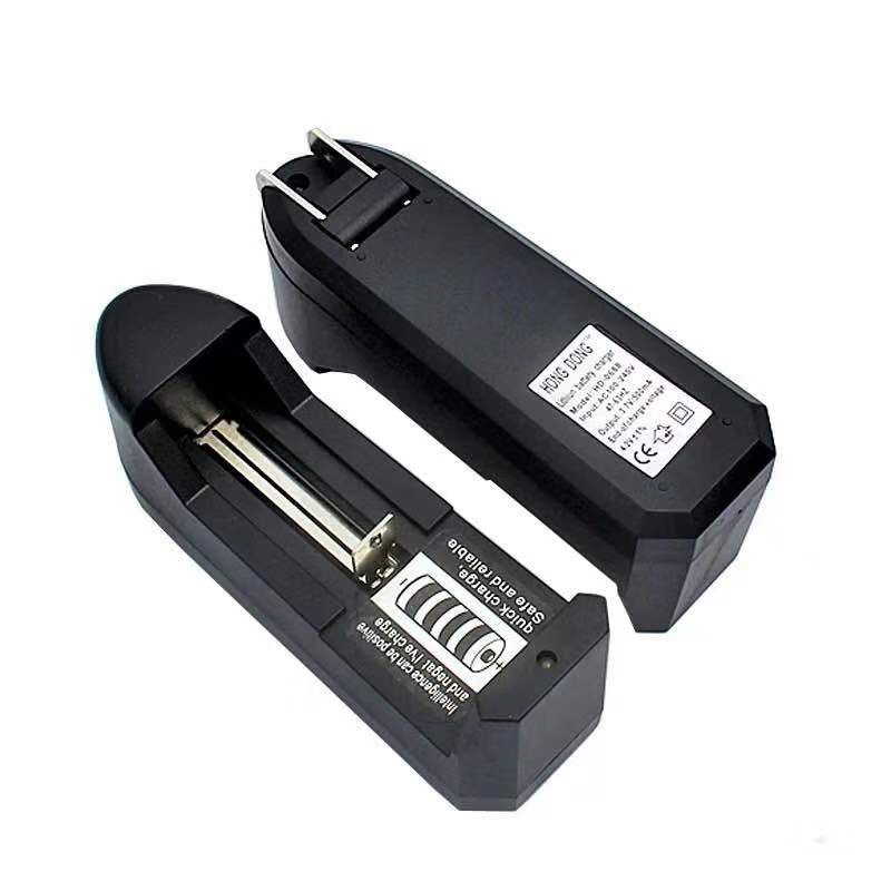 ที่ชาร์จถ่าน ที่ชาร์จ แบบ 1ก้อน  18650 /18500 /   3.7V Li-ion Universal Charger for Rechargeable Li-ion Battery