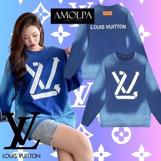 เสื้อสเวตเตอร์ลายLV💙🖤