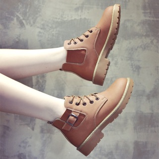 พร้อมส่งรองเท้าบูทแฟชั่นเกาหลี ใส่สวยและสบายเท้า  Fashion shoes