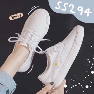 SS294 รองเท้าผ้าใบรุ่นขายดีสีขาวโอโม่ ปักลายดอกเดซี่สีเหลือง สวยน่ารักสไตล์มินิมอล