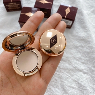 Charlotte Tilbury แป้งฝุ่นควบคุมความมันขนาดเล็ก 0 . 8 กรัม