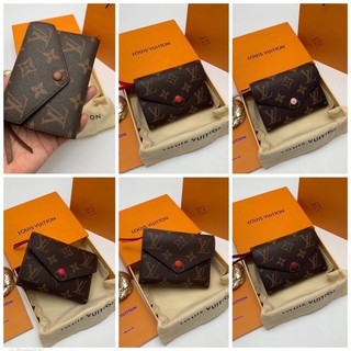 ดีสุด ออริ งามมมาก ❌Sale1990Wallet _______________ งาน : ออริ ไซส์ : 11cm อุปกรณ์ : กล่อง  ถุงผ้า