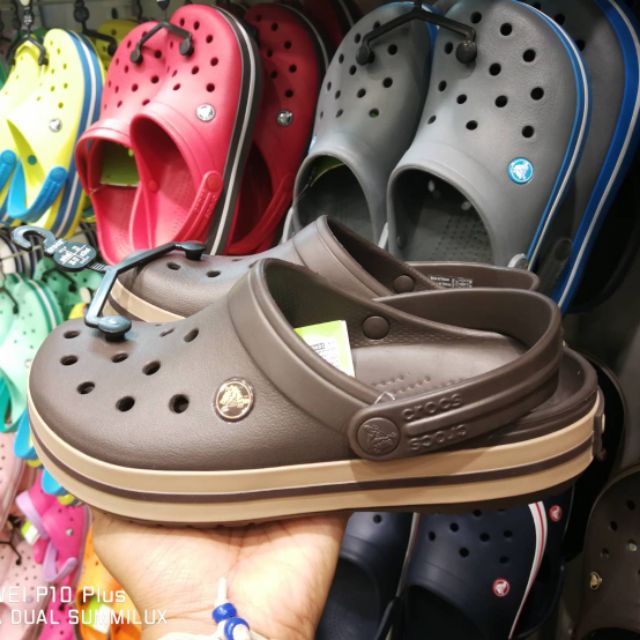 Crocband!!! 
ของแท้ ของใหม่ 100 % 
ราคา 1590 บาท   
มี M4 -M13