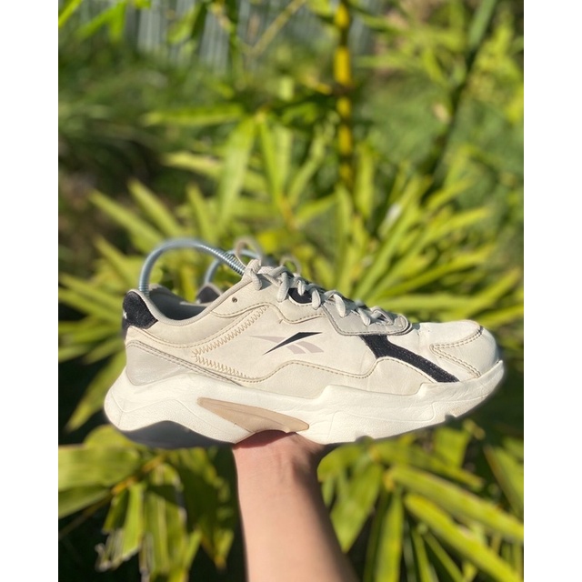 รองเท้าReebok มือสองแท้💯%