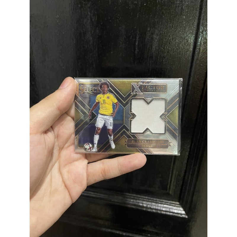 Panini การ์ดชิ้นส่วนเสื้อ ของแท้ Juan Cuadrado