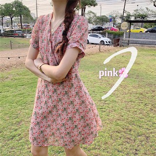 พร้อมส่งNatalia flowers dress ชุดเดรสสั้นคอวี ลายดอกไม้ สีชมพู