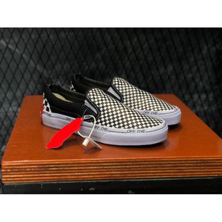 Vans Slip On Of The Checker Mixe รองเท้าผ้าใบลําลองสําหรับสตรี