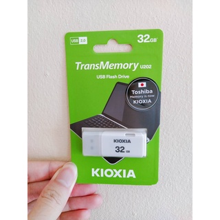 Kioxia USB 2.0 แฟลชไดร์ฟ U202 32 GB - White