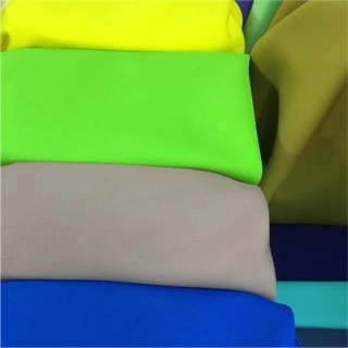 ผ้าโซล่อนเนื้อดี ทิ้งตัวอย่างดี ราคาเมตรละ90บาทหน้ากว้าง1.5เมตร
